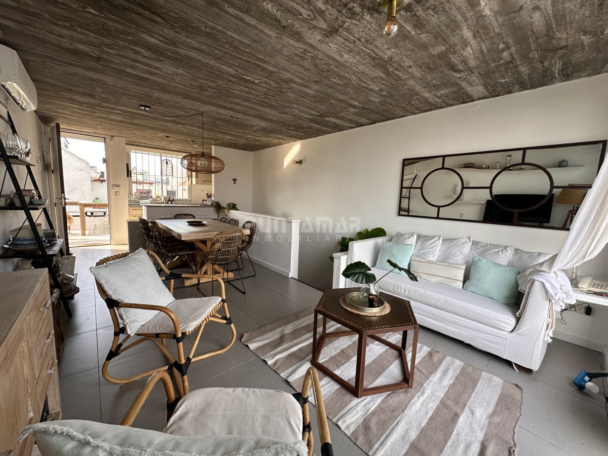 Apartamento ID.213665 - VENTA DE  APARTAMENTO 4 DORMITORIOS EN MONTOYA LA BARRA