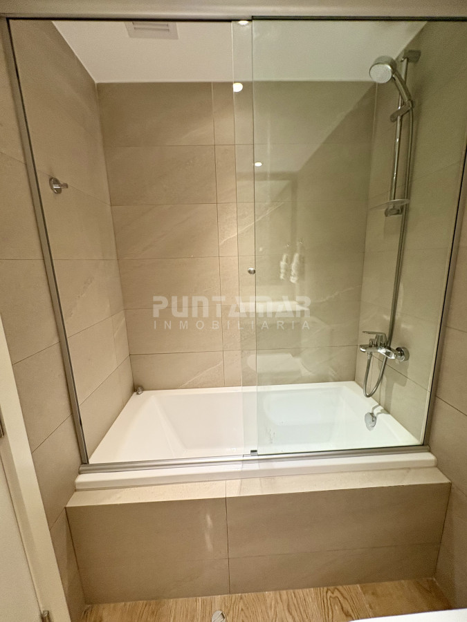 Apartamento ID.213814 - ALQUILER DEPARTAMENTO EN TRUMP TOWER