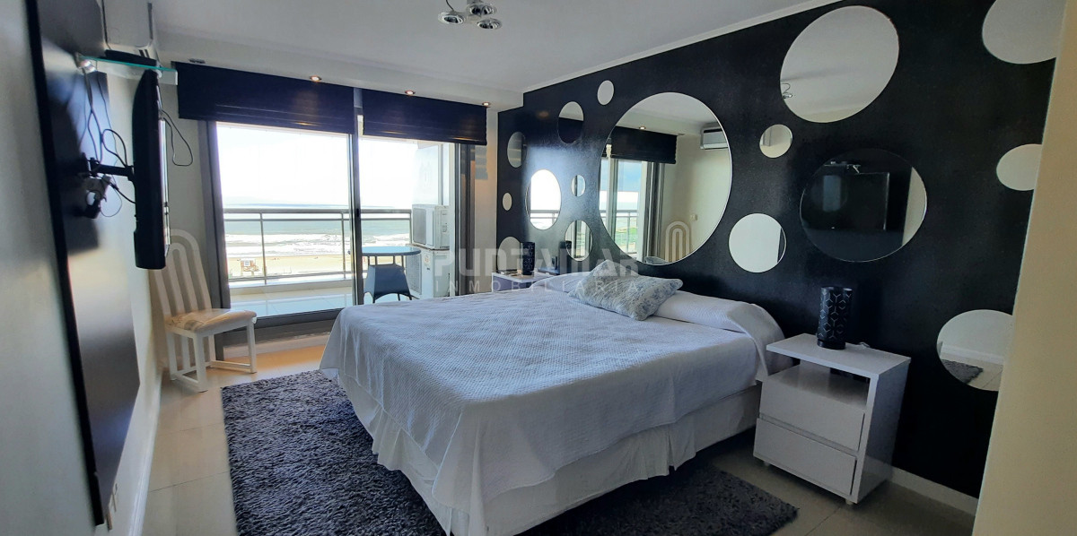 Apartamento ID.1339 - IMPORTANTE DEPARTAMENTO DE 3 DORMITORIOS EN SUITE 