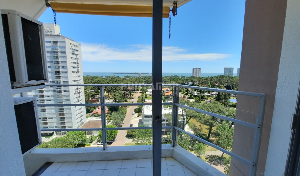 Apartamento ID.210187 - DEPARTAMENTO DE 3 DORMITORIOS EN PISO ALTO CON EXCELENTE VISTA 