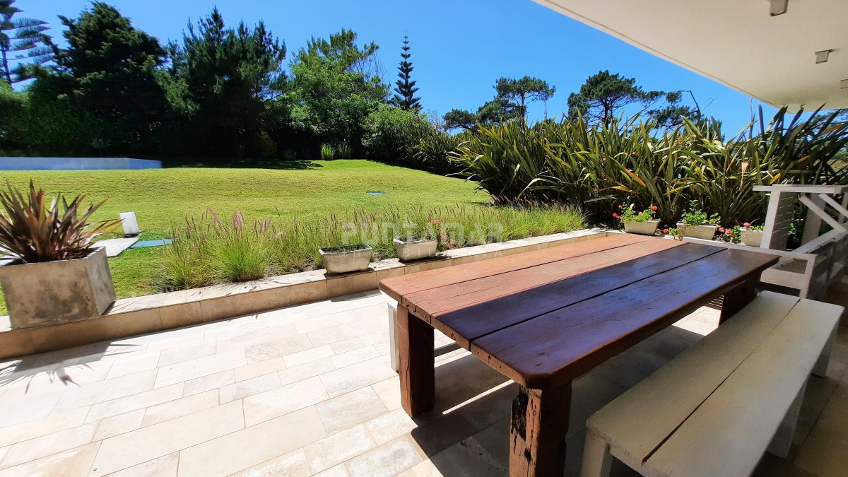 Apartamento ID.213182 - EXCLUSIVO DEPARTAMENTO DE 3 DORMITORIOS CON DEPENDENCIA EN LA BRAVA