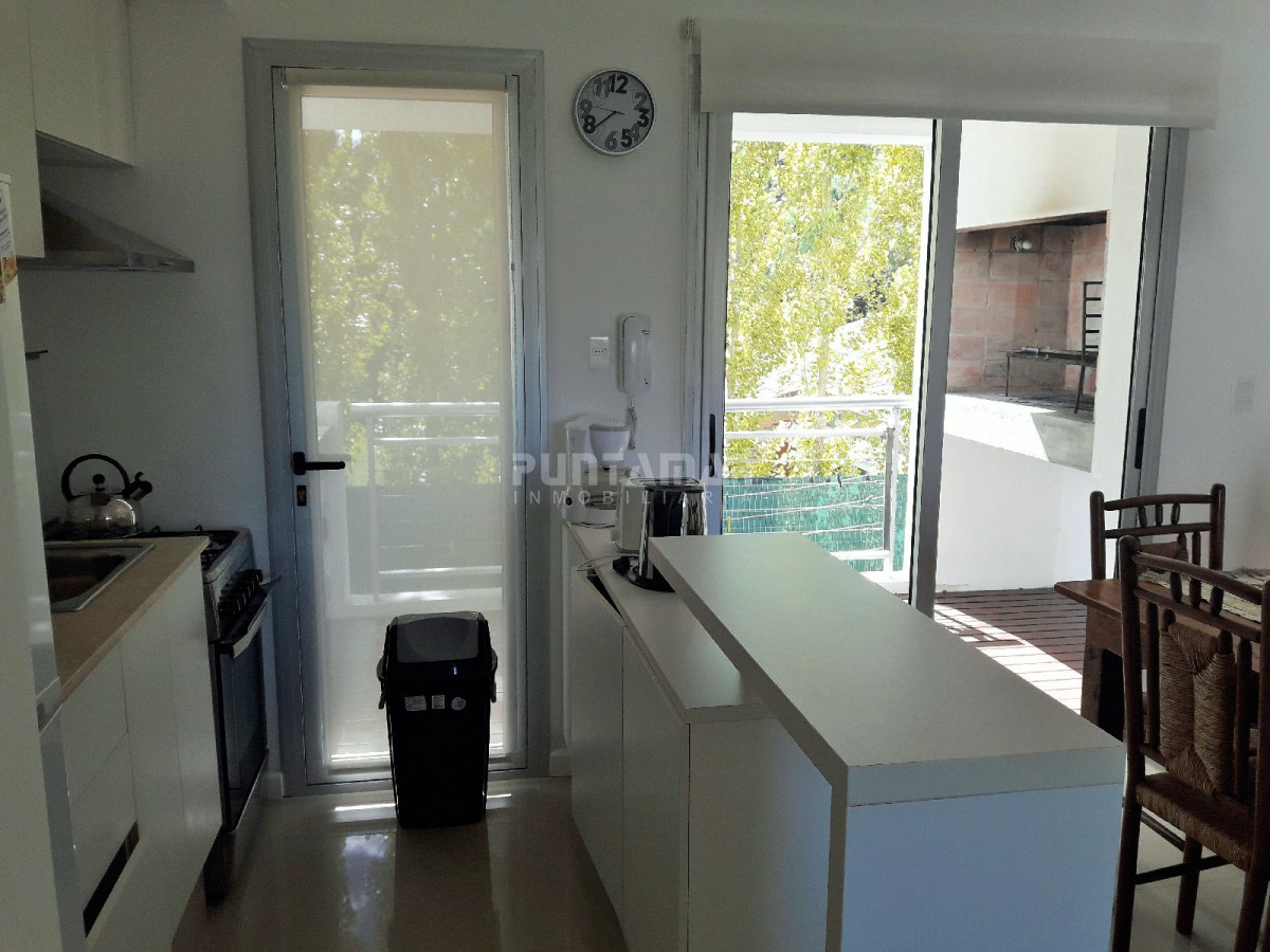 Apartamento ID.211757 - CONFORTABLE APARTAMENTO DE DOS DORMITORIOS  CON PARRILLERO PROPIO