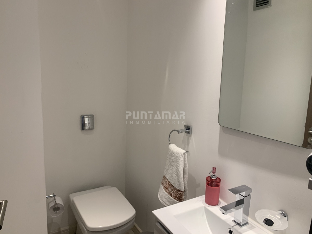 Apartamento ID.212246 -  DEPARTAMENTO DE 1 DORMITORIO EN PARADA 10 DE PLAYA BRAVA 