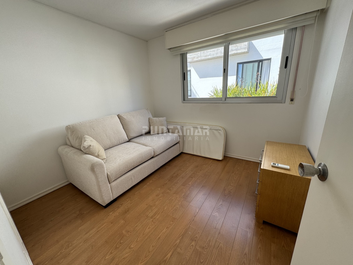 Apartamento ID.1351 - Reciclado en venta, vista al puerto