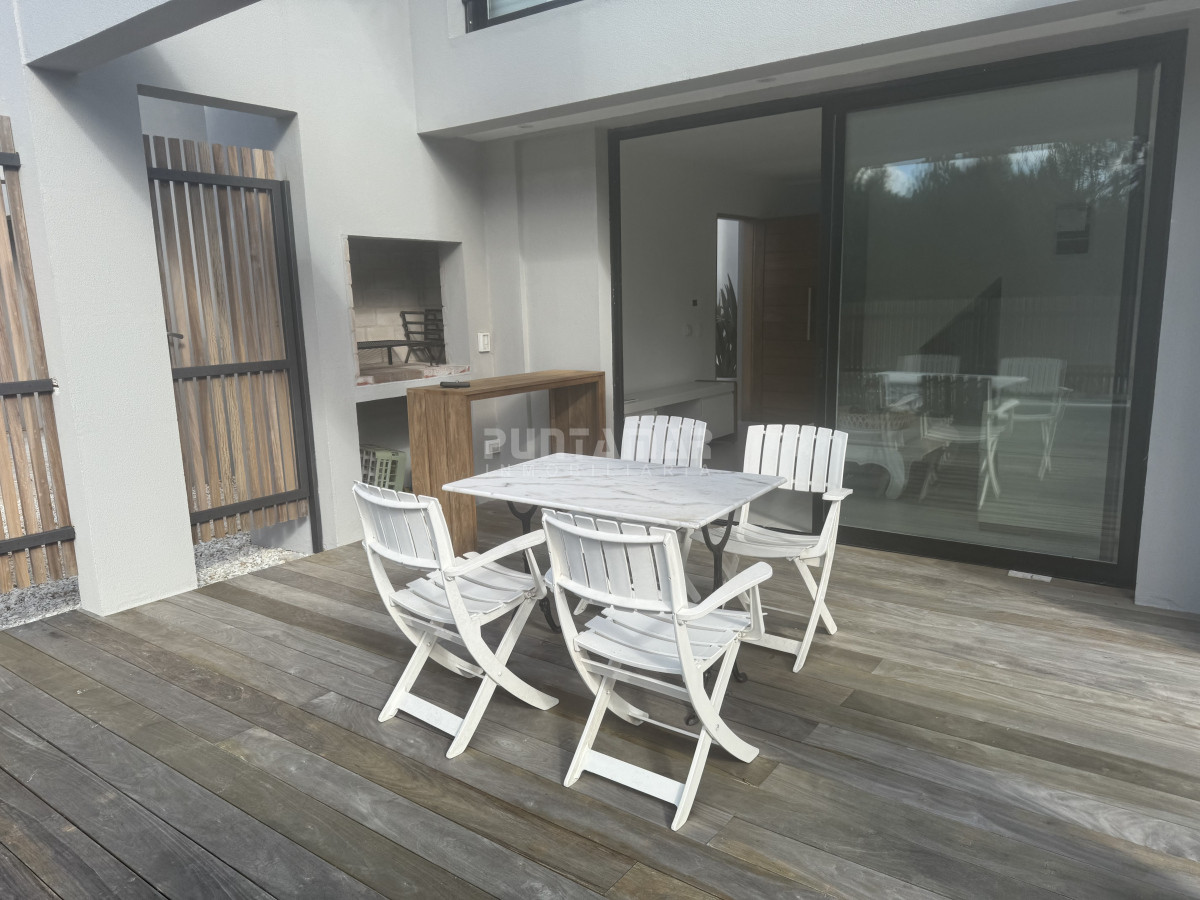 Apartamento ID.213668 - Duplex en Montoya venta y alquiler