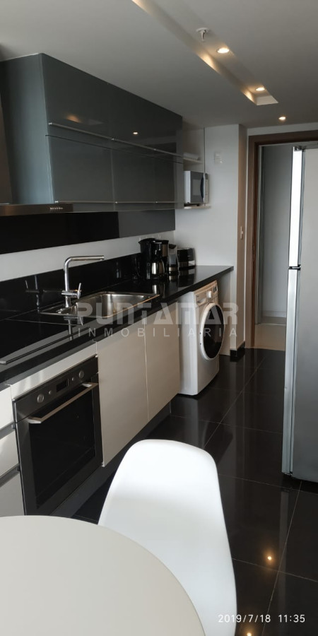 Apartamento ID.211971 - Departamento en alquiler Edificio Look Punta del Este