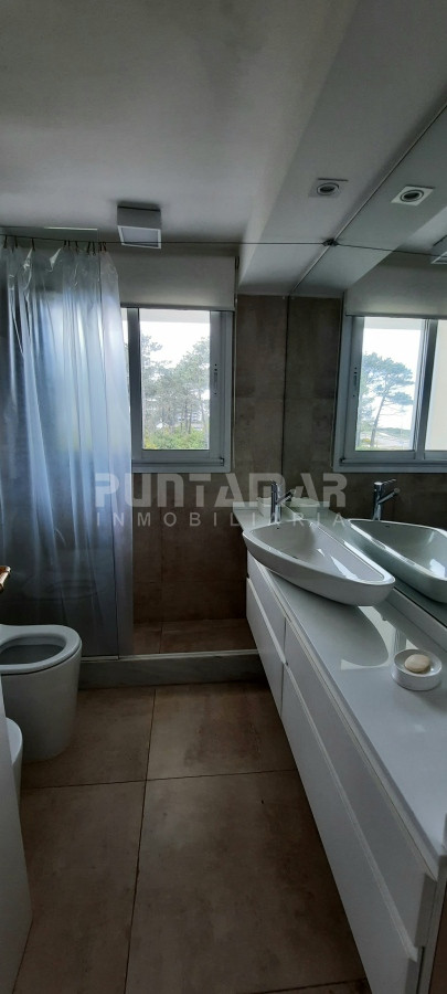 Apartamento ID.213396 - IMPORTANTE DEPARTAMENTO EN RINCON DEL INDIO, A PASOS DE LA BARRA