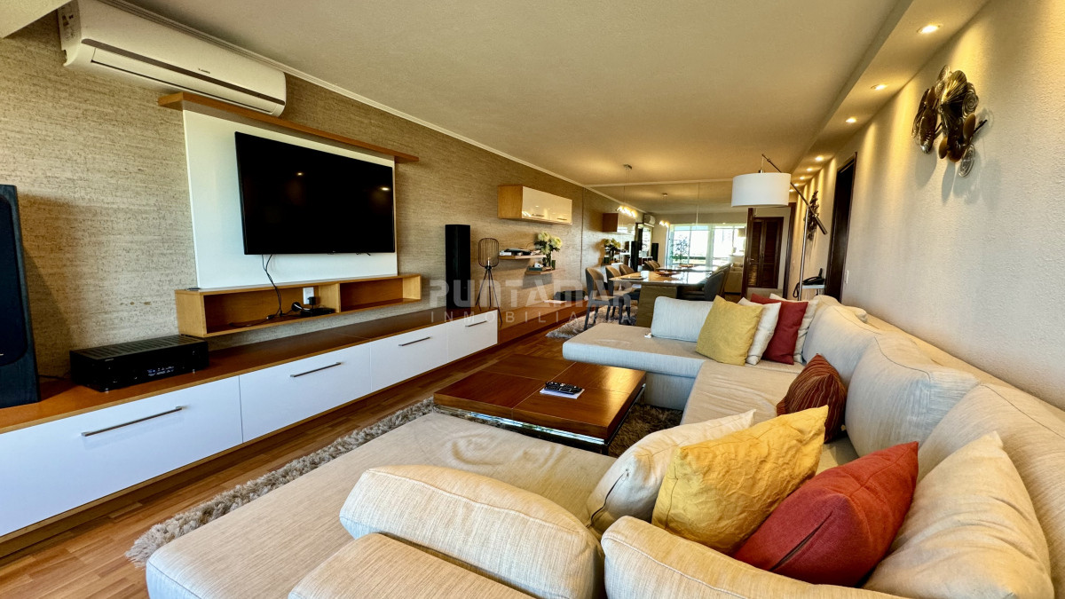 Apartamento ID.213519 - HERMOSO APARTAMENTO EN ZONA ROOSEVELT DE 3 DORMITORIOS 