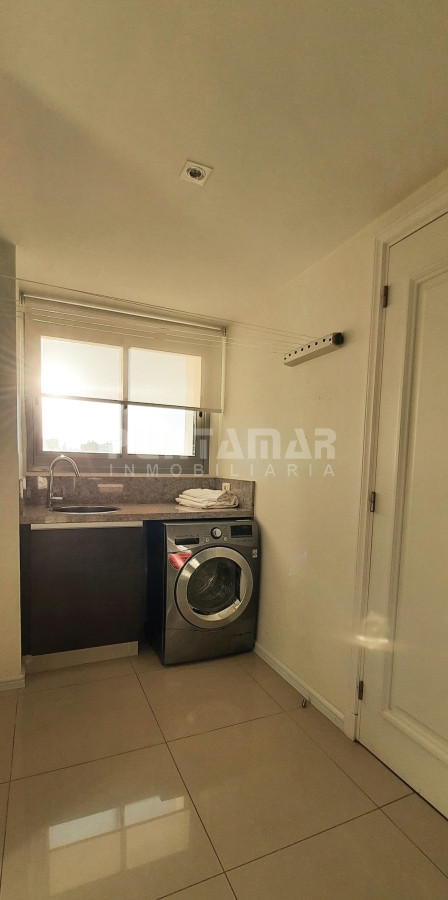Apartamento ID.213328 - EXCLUSIVO DEPARTAMENTO DE 3 DORMITORIOS EN SUITE EN EDIFICIO DE CATEGORIA