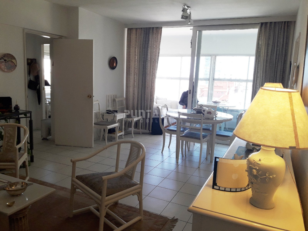 Apartamento ID.1254 - Edificio con servicio de mucamas ubicado en La Península a pasos del puerto