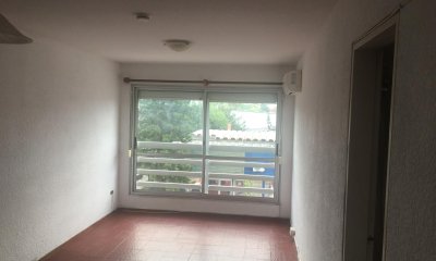 VENTA APARTAMENTO CENTRO MALDONADO