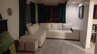 casa de 3 plantas en parada 7 de la mansa, con 4 dormitorios y dependencia de servicio - pmi212770c