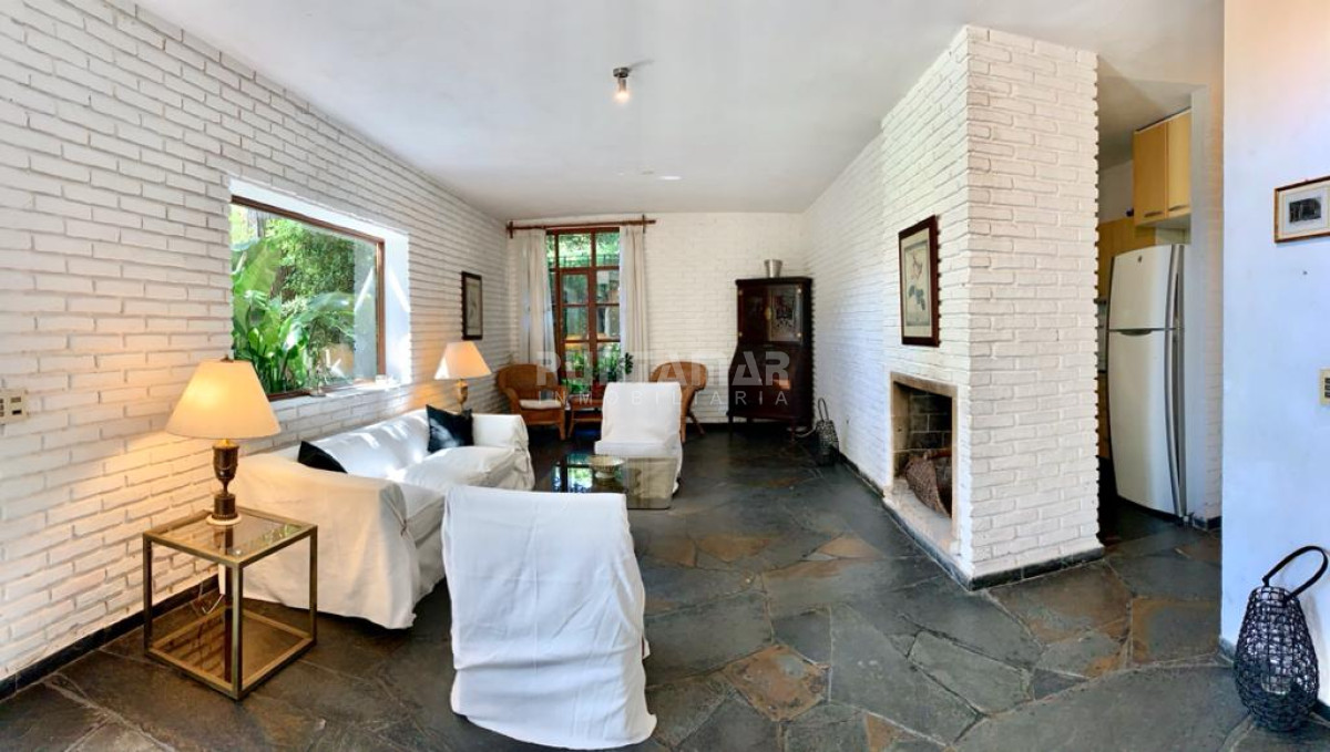 Casa ID.212016 - HERMOSA CASA DE 2 PLANTAS EN PARADA 9 DE LA MANSA