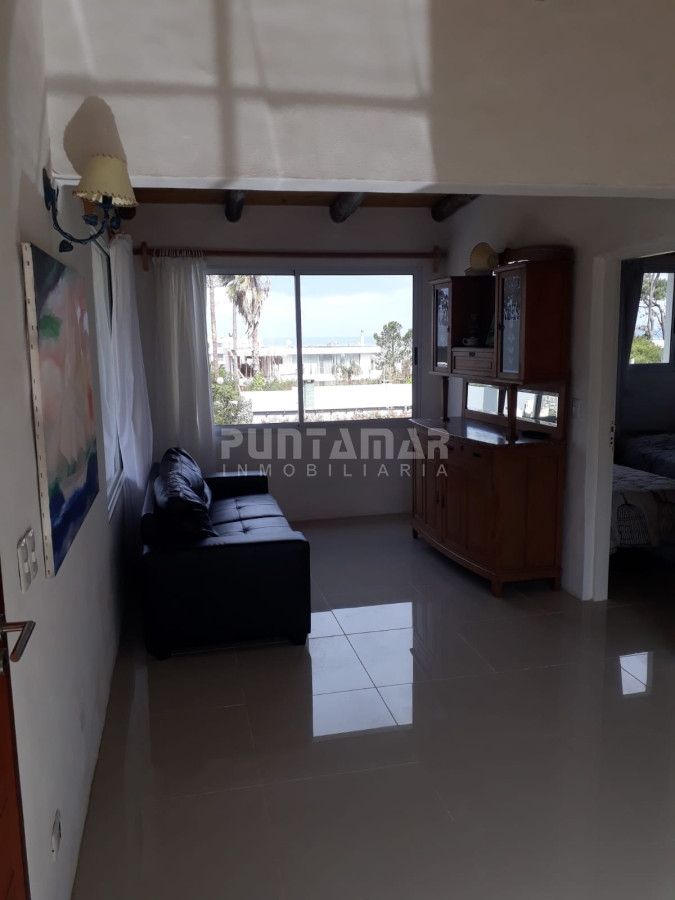 Casa ID.210842 - Casa de 5 dormitorios en alquiler en Montoya