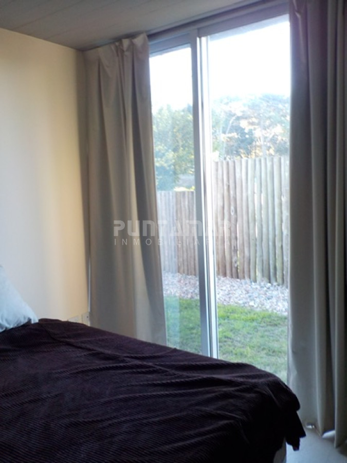 Casa ID.211105 - MODERNA CASA DE 4 DORMITORIOS EN EL CORAZON DE MANANTIALES 