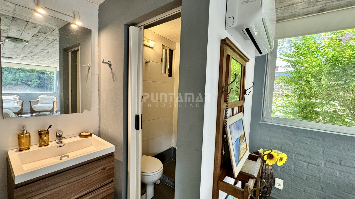 Casa ID.210909 - MUY LINDA CASA EN MONTOYA DE 3 DORMITORIOS Y CASA DE HUESPEDES INDEPENDIENTE 