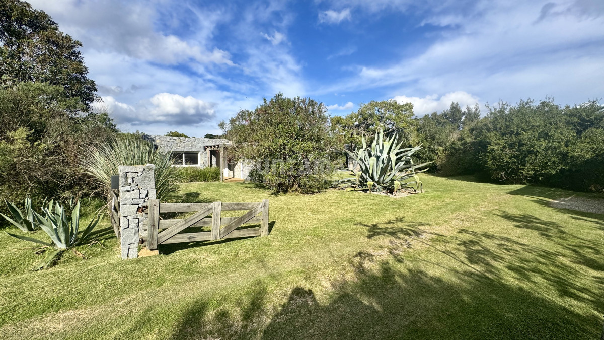 Casa ID.213056 - Casa en alquiler Pueblo San Vicente 