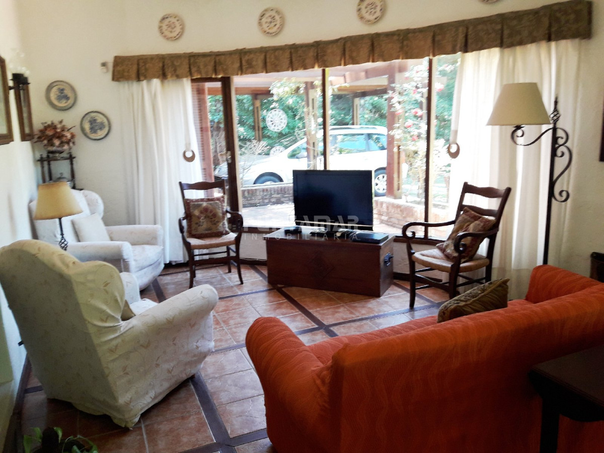 Casa ID.210616 - MUY LINDA CASA EN ZONA DE PLAYA BRAVA, CERCA DEL MAR , EN UN ENTORNO MUY TRANQUILO Y CONFORTABLE PARA DISFRUTAR DE UNAS BUENAS VACACIONES