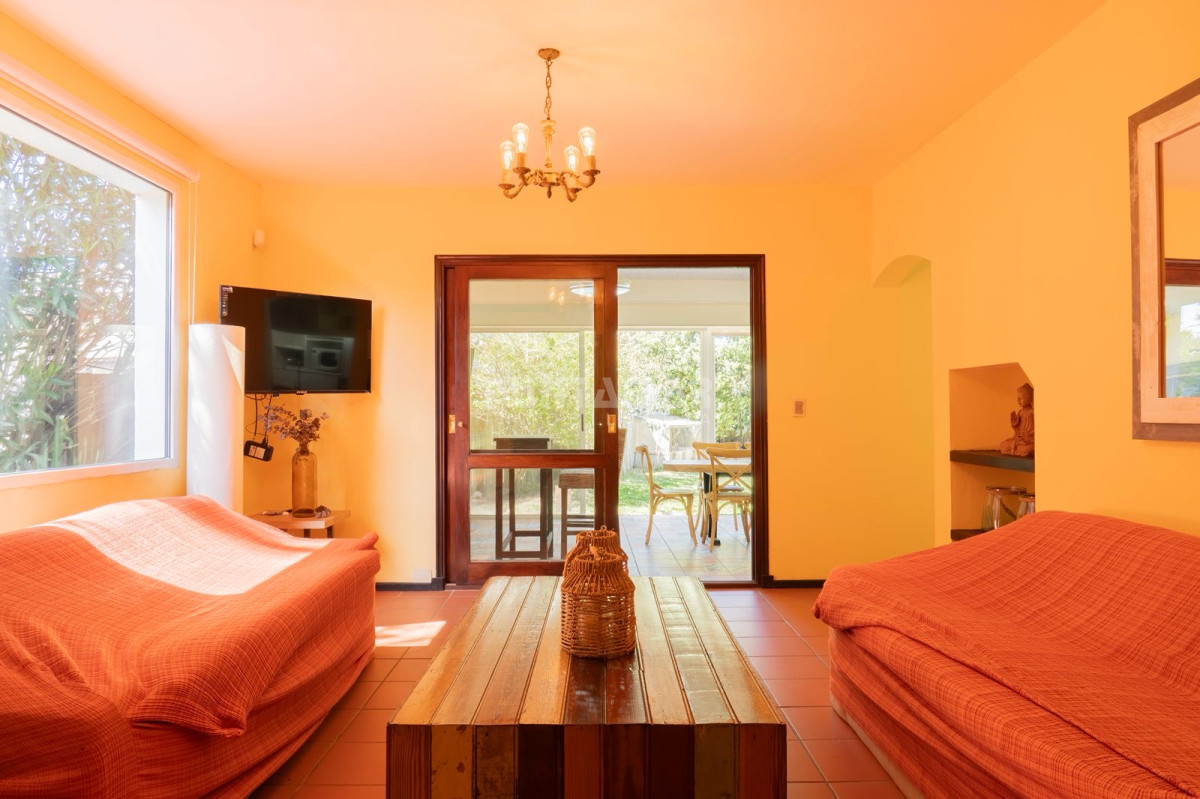 Casa ID.212570 - CASA EN LA JUANITA DE 4 DORMITORIOS A MINUTIOS DE JOSE IGNACIO