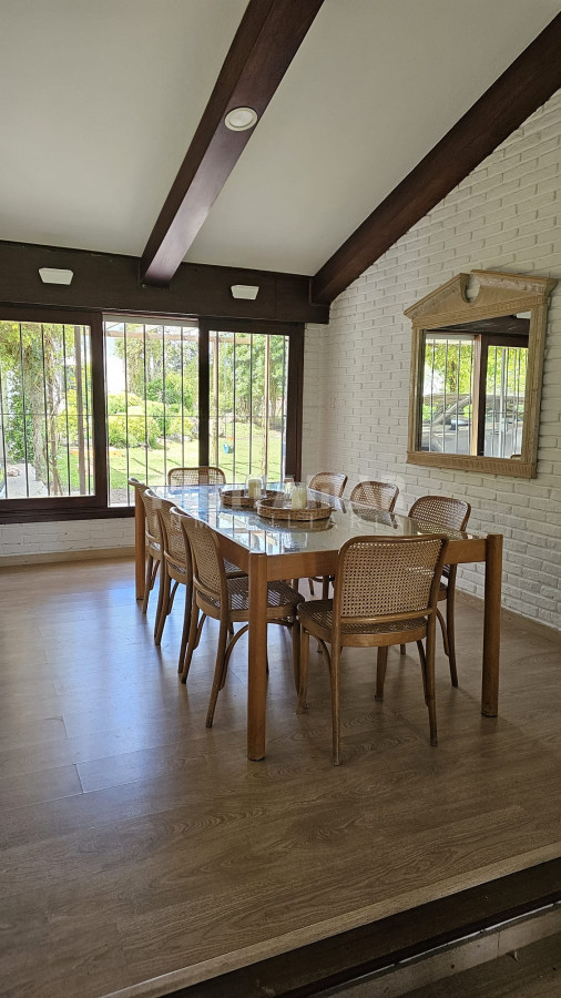 Casa ID.213744 - Casa en alquiler con piscina