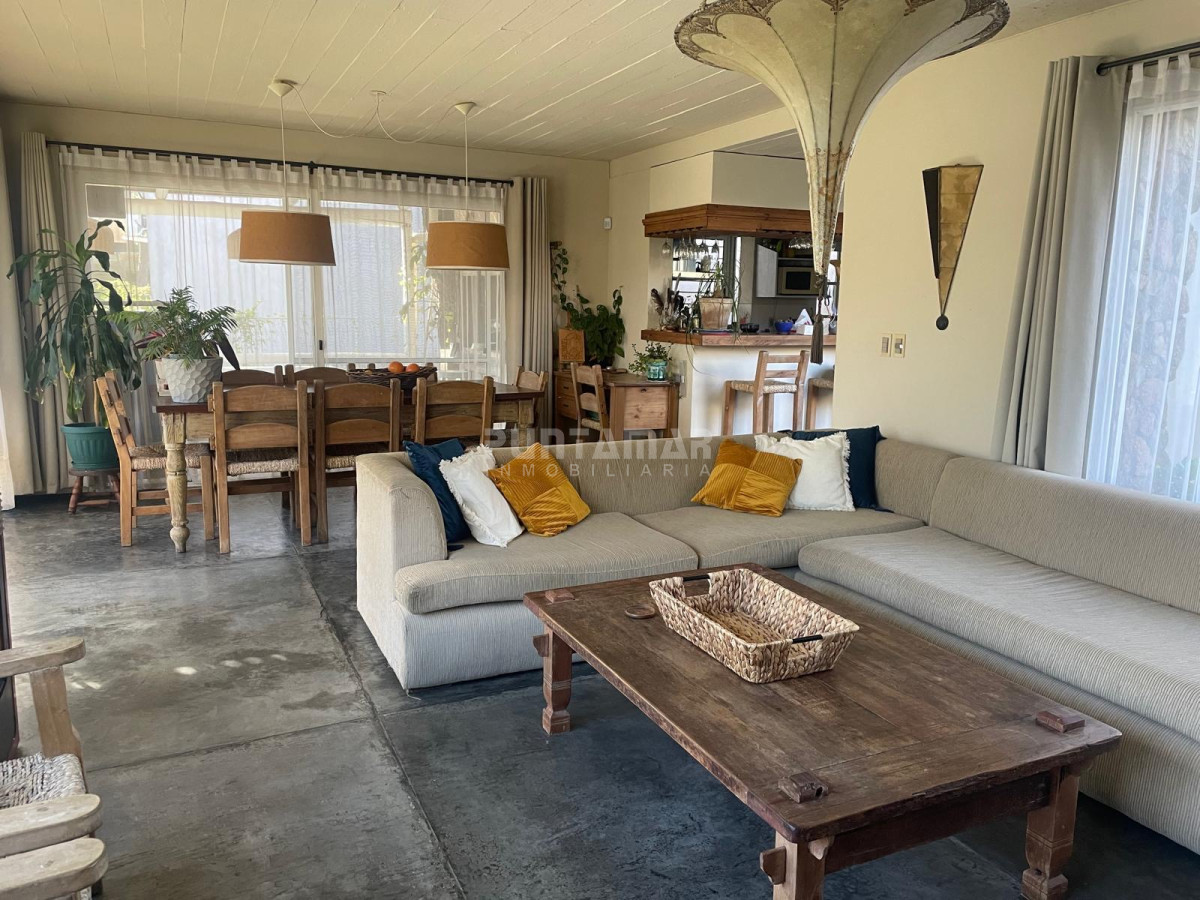 Casa ID.213473 - Casa en alquiler en Montoya