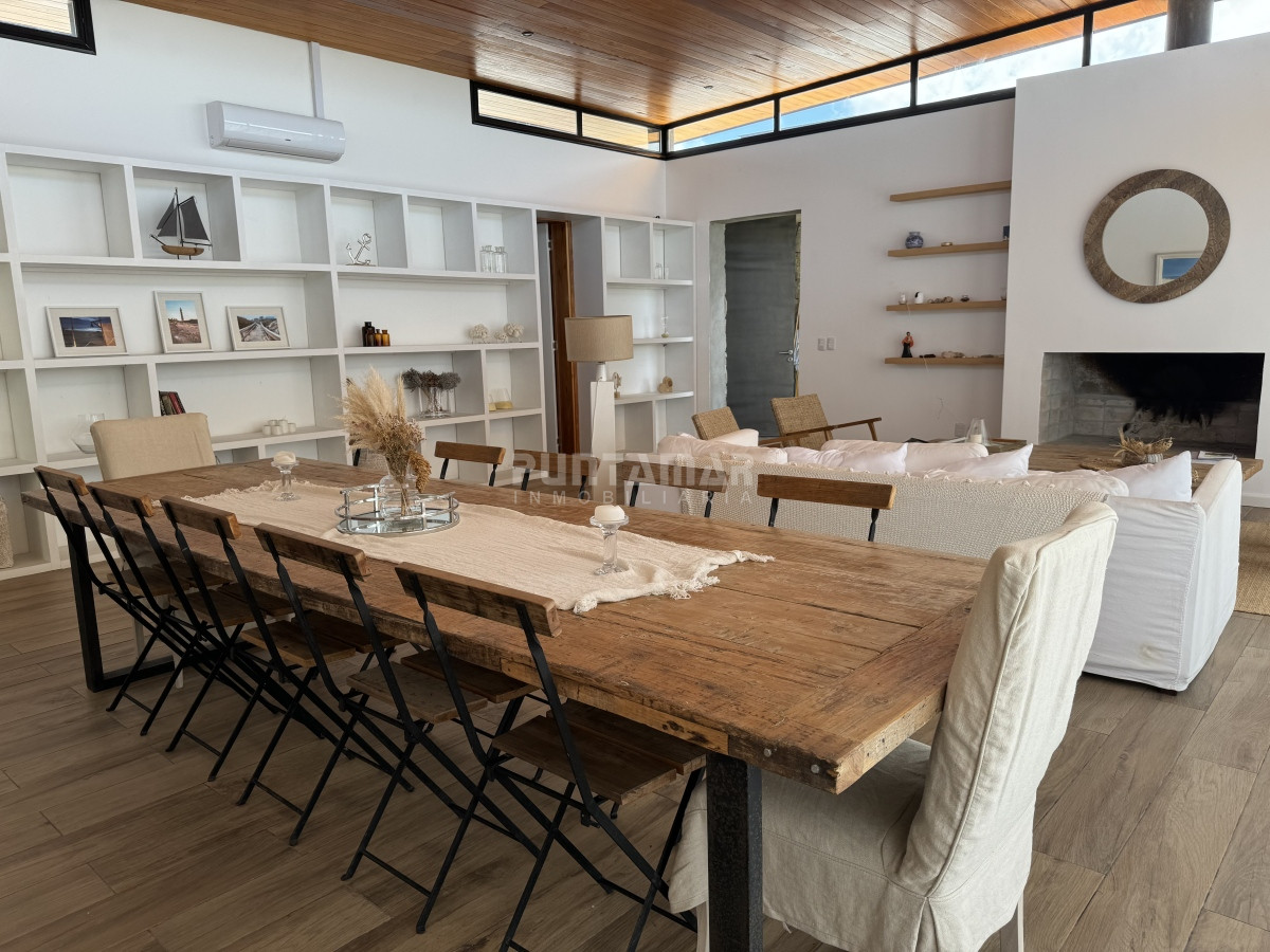 Casa ID.212882 - Casa en venta y alquiler en Pueblo Mio