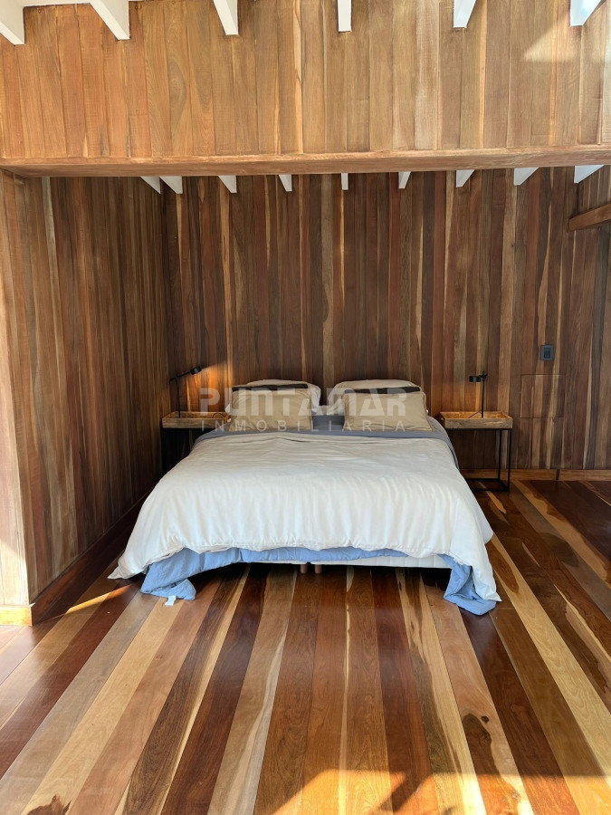 Casa ID.212857 - ALQUILER HERMOSA CASA MODERNA EN EL BOSQUE DE MONTOYA