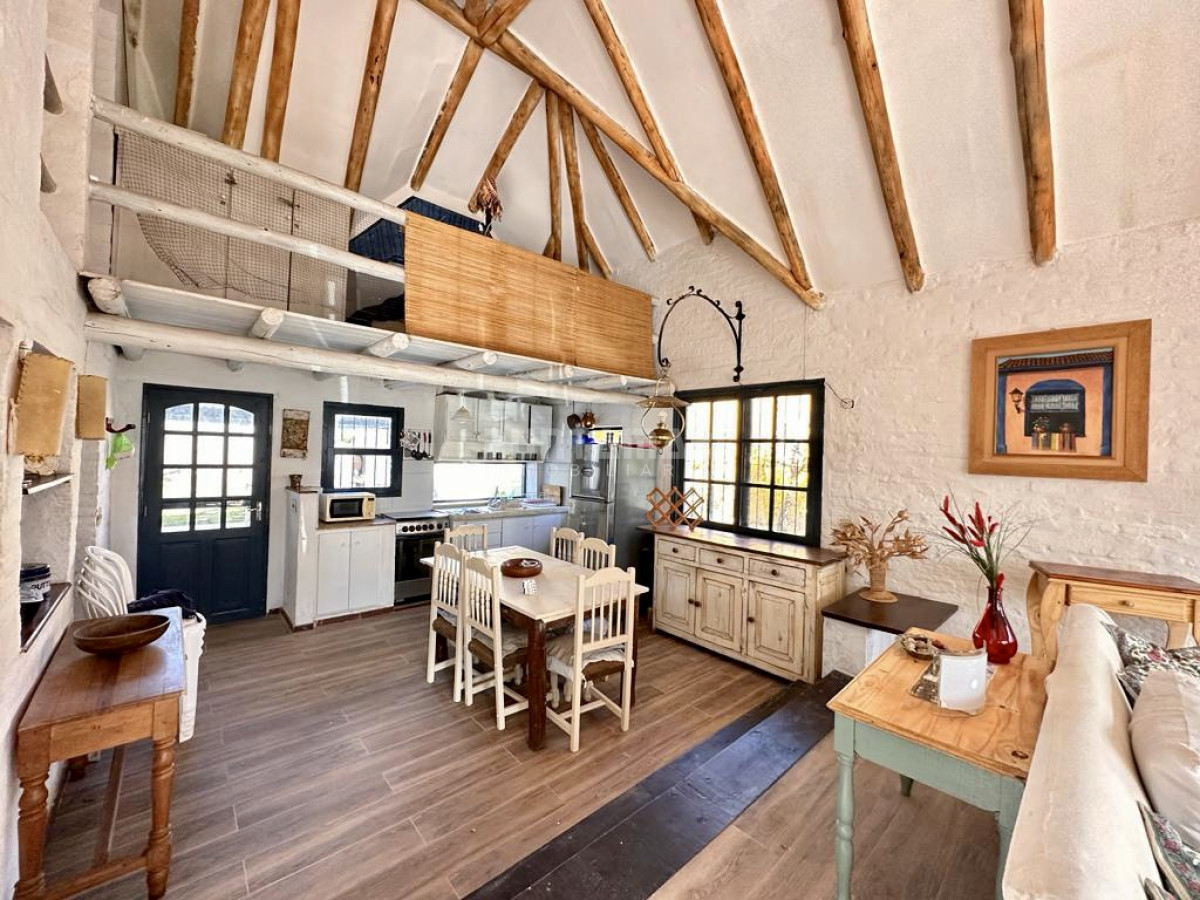 Casa ID.210951 - ALQUILER CASA DOS CUADRAS DE LA PLAYA LA POSTA Y UNA DE LA PRINCIPIAL