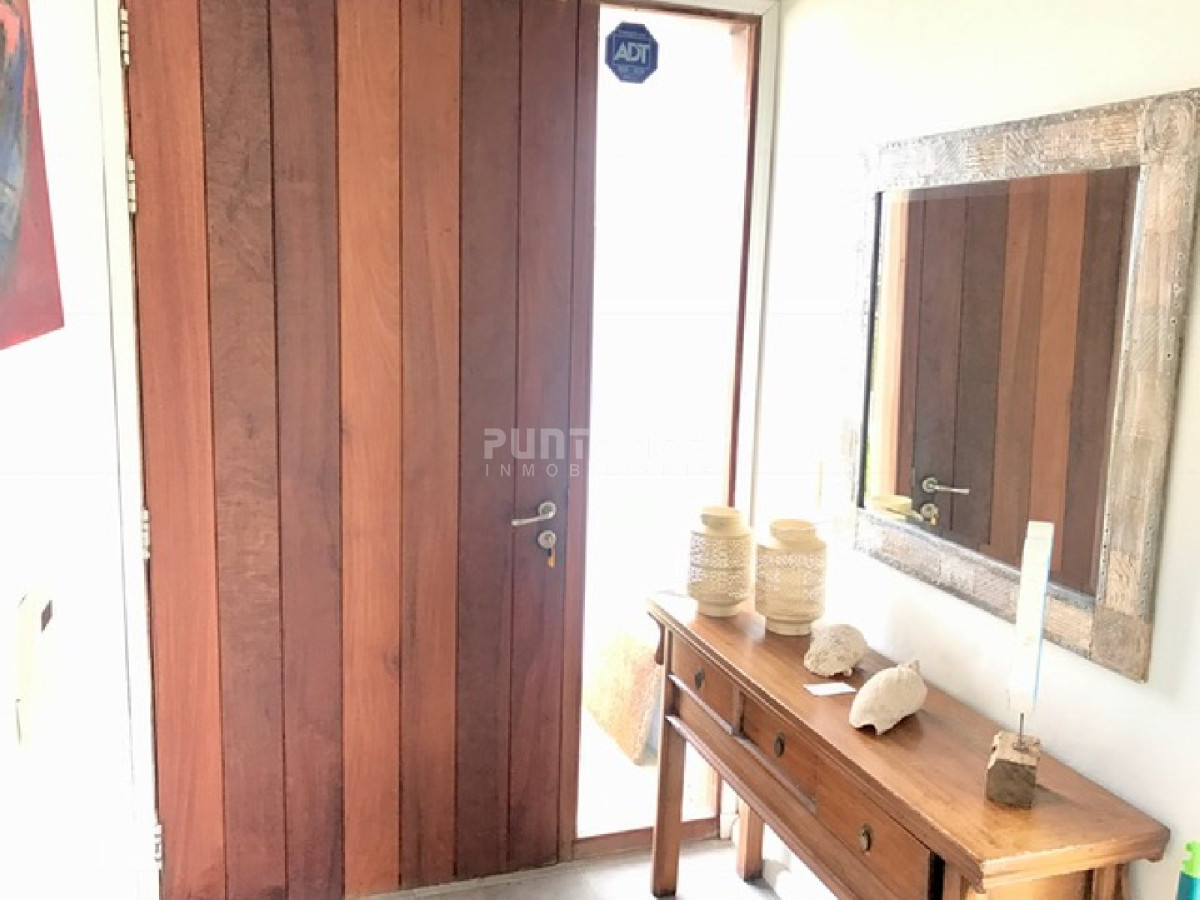 Casa ID.210933 - Casa en alquiler en La Barra, 4 dormitorios, piscina