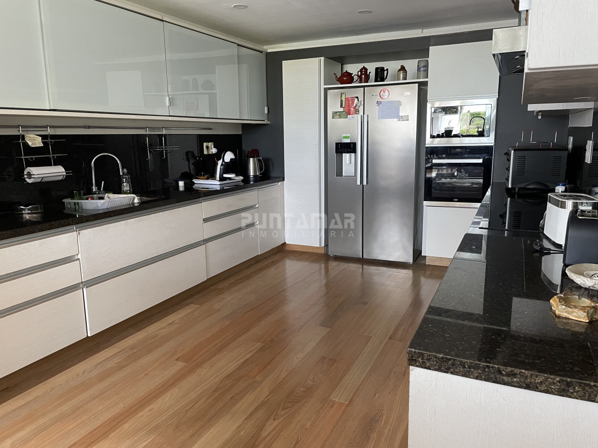 Casa ID.212407 - CASA EN ALQUILER EN LA PENÍNSULA FRENTE AL MAR