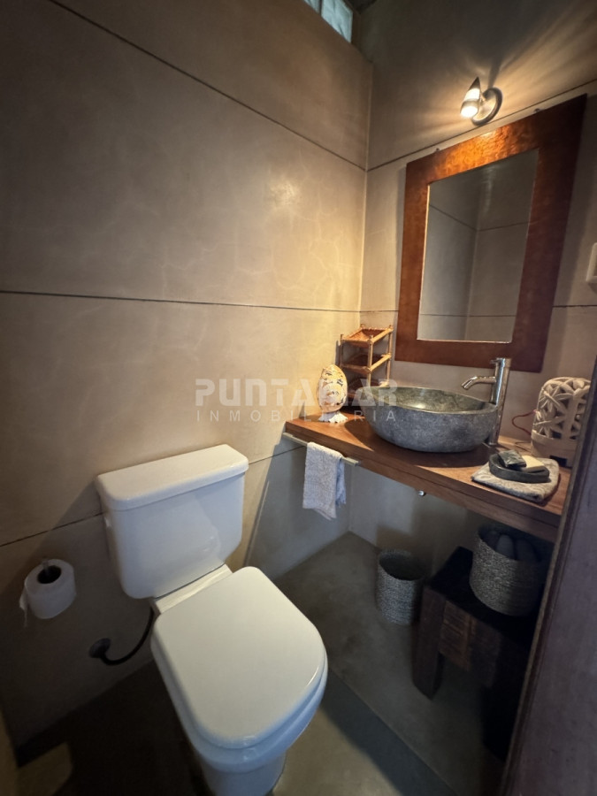 Casa ID.210864 - ESPECTACULAR CASA EN MONTOYA DE 3DORMITORIOS Y PISCINA 