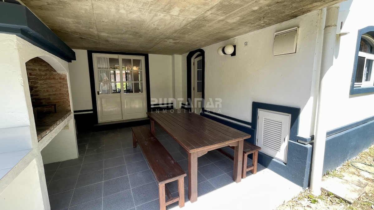 Casa ID.210853 - ALQUILER HERMOSA CASA EN LA BARRA DOS DORMITORIOS