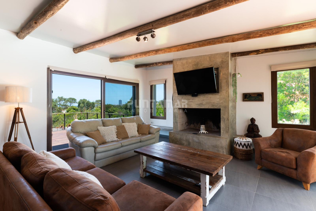 Casa ID.213219 - Casa en La Barra con piscina climatizada en alquiler