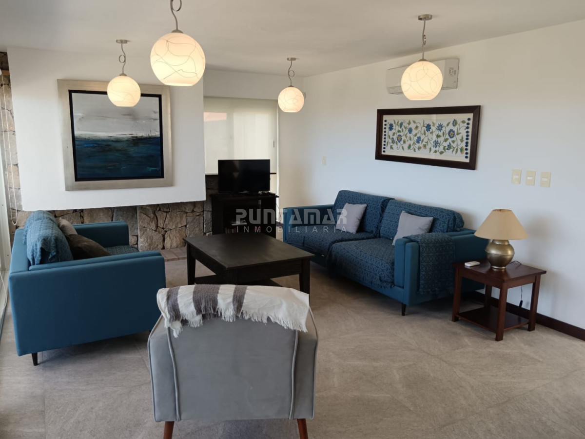 Casa ID.210977 - ALQUILER DE CASA EN MONTOYA 3 DORMITORIOS CON PISCINA