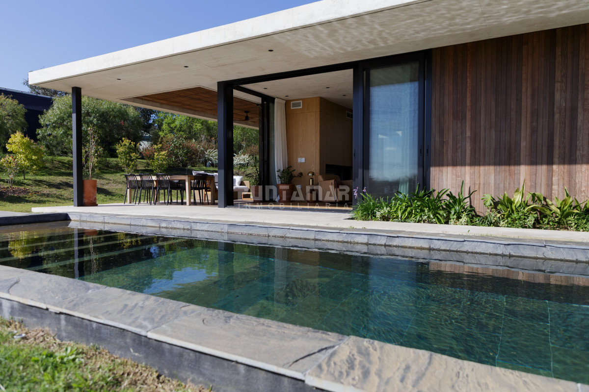 Casa ID.213739 - Casa en alquiler en Pueblo Mio