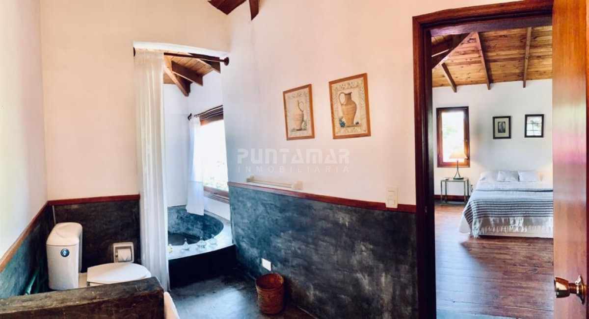 Casa ID.212016 - HERMOSA CASA DE 2 PLANTAS EN PARADA 9 DE LA MANSA