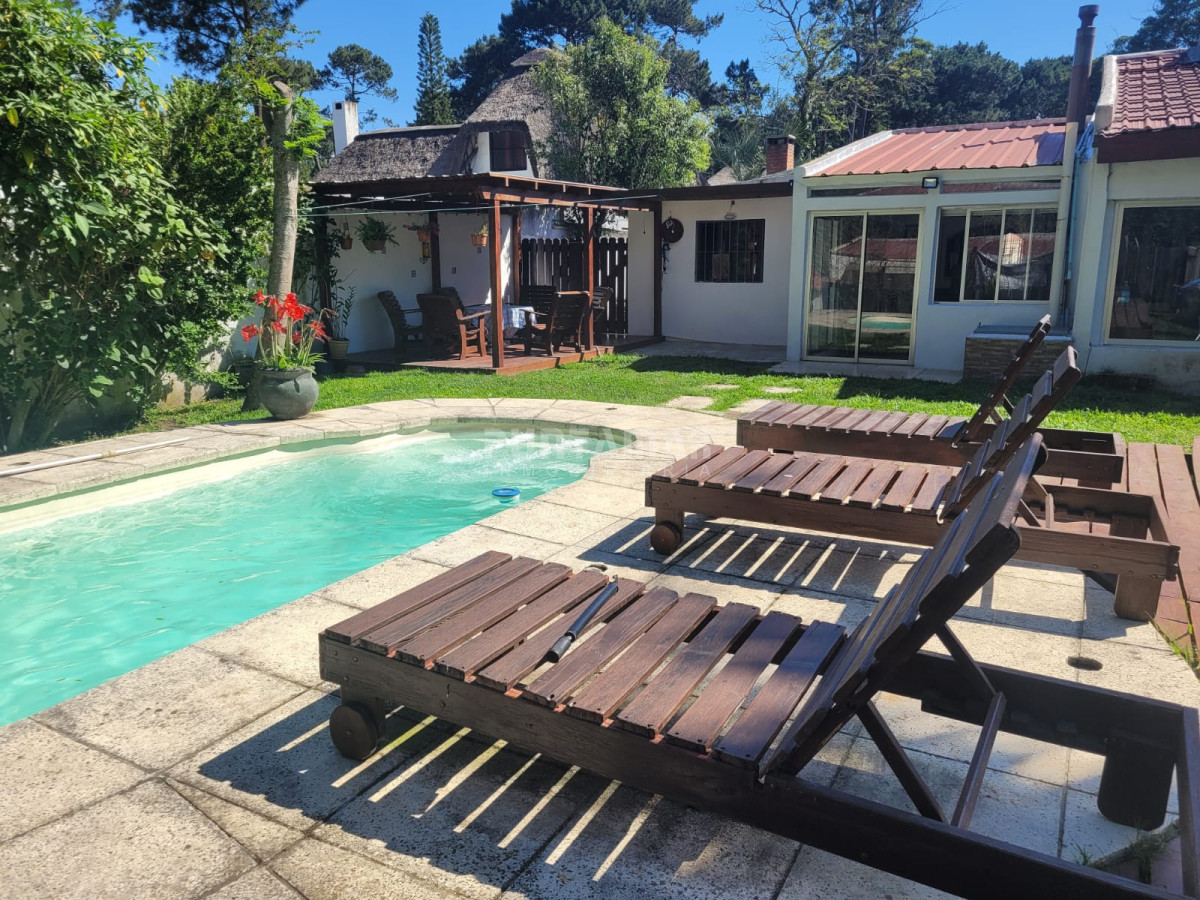 Casa ID.213466 - HERMOSA CASA EN PINARES P35 PUNTA DEL ESTE ALQUILER 