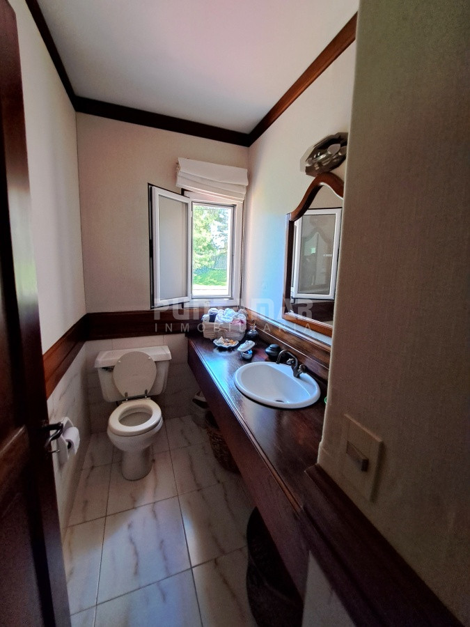 Casa ID.212912 - IMPORTANTE CASA DE 2 PLANTAS  