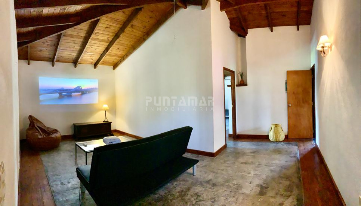 Casa ID.212016 - HERMOSA CASA DE 2 PLANTAS EN PARADA 9 DE LA MANSA