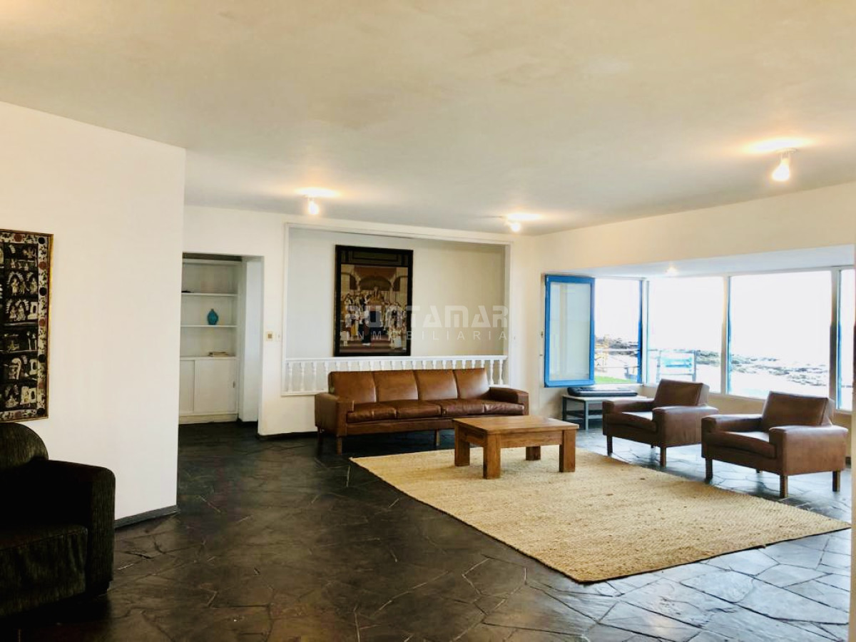 Casa ID.213178 - ALQUILER ESPECTACULAR CASA DE 4 DORMITORIOS FRENTE AL MAR