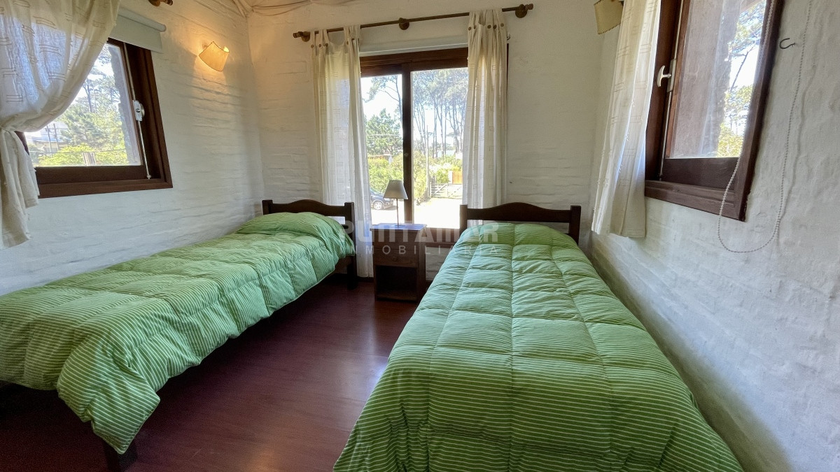 Casa ID.210845 - ALQUILER HERMOSA CASA A METROS DE PLAYA MONTOYA  