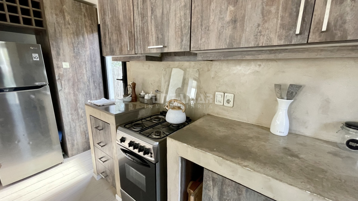 Casa ID.213215 - HERMOSA CASA 2 DORMITORIOS EN LA BARRA A METROS DE MEDIALUNAS CALENTITAS