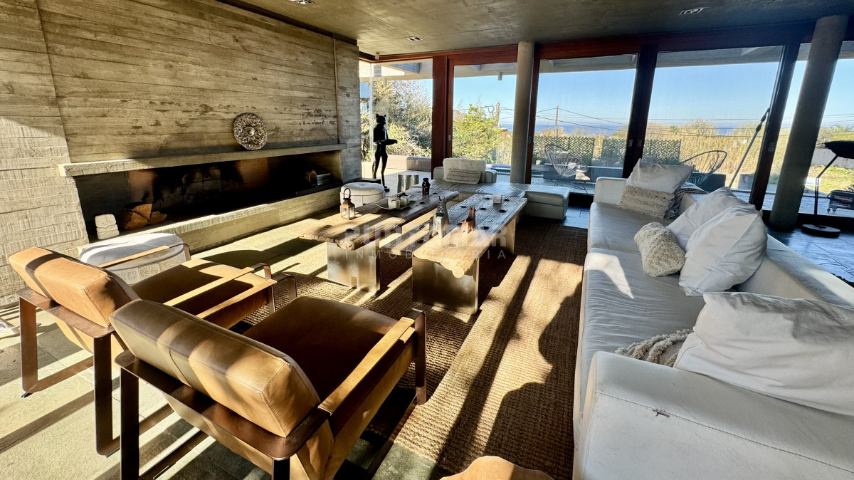 Casa ID.212719 - ALQUILER  CASA DE 4 DORMITORIOS  EN EN EL CHORRO  CON PISCINA