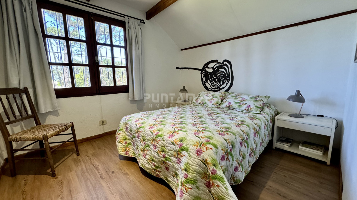 Casa ID.210909 - MUY LINDA CASA EN MONTOYA DE 3 DORMITORIOS Y CASA DE HUESPEDES INDEPENDIENTE 