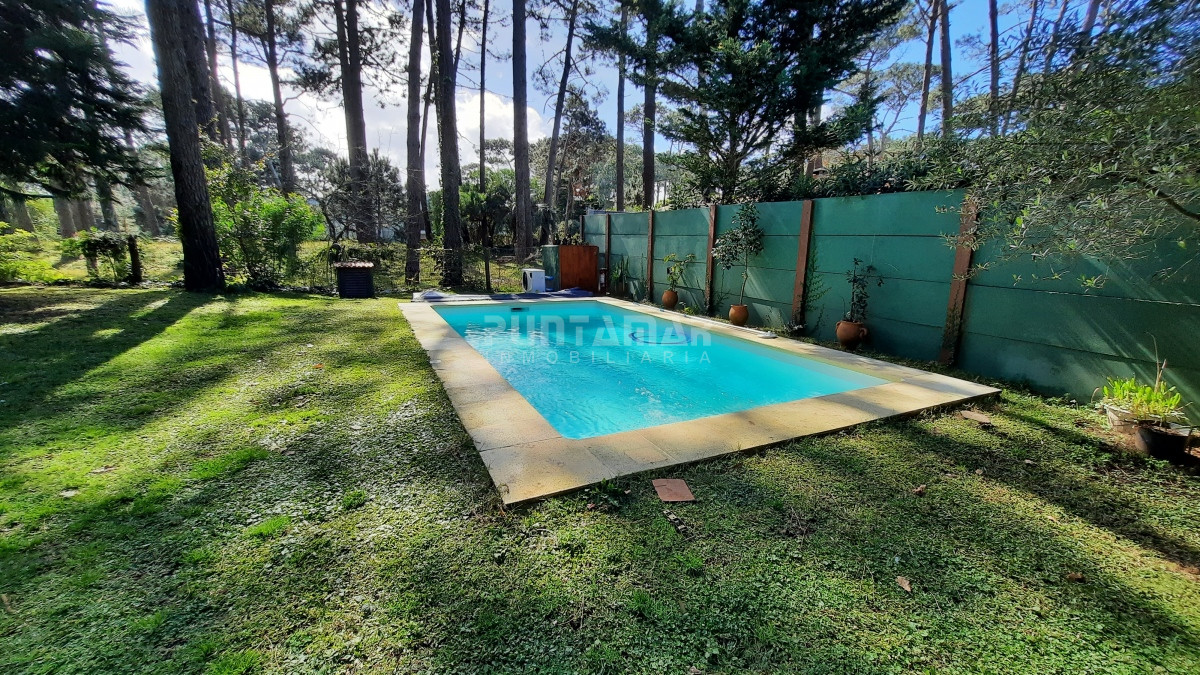Casa ID.210626 - Casa de 4 dormitorios con piscina en San Rafael