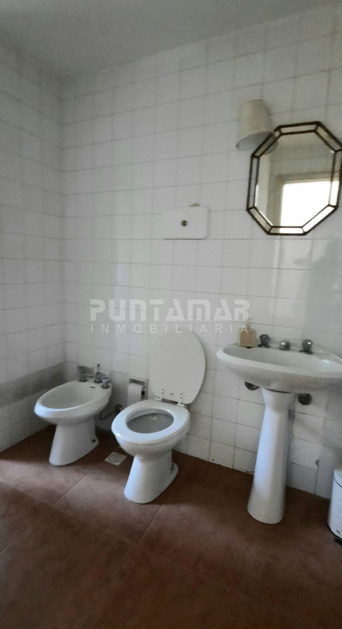 Casa ID.213576 - IMPORTANTE CASA DE 2 PLANTAS EN LA MANSA