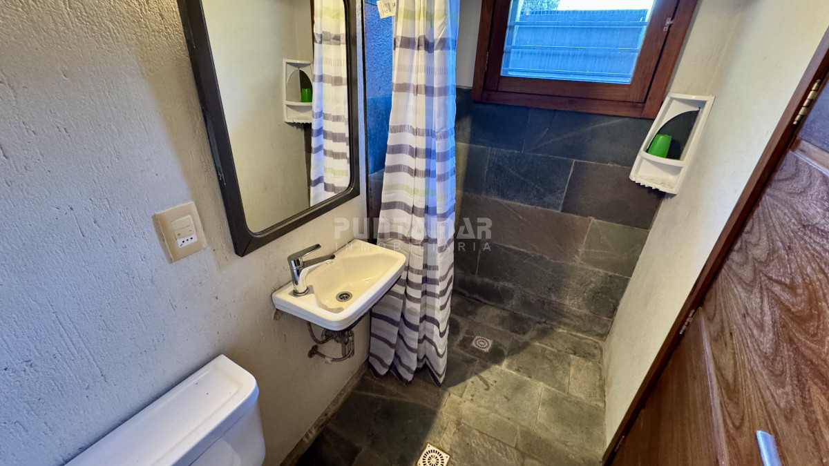 Casa ID.212719 - ALQUILER  CASA DE 4 DORMITORIOS  EN EN EL CHORRO  CON PISCINA