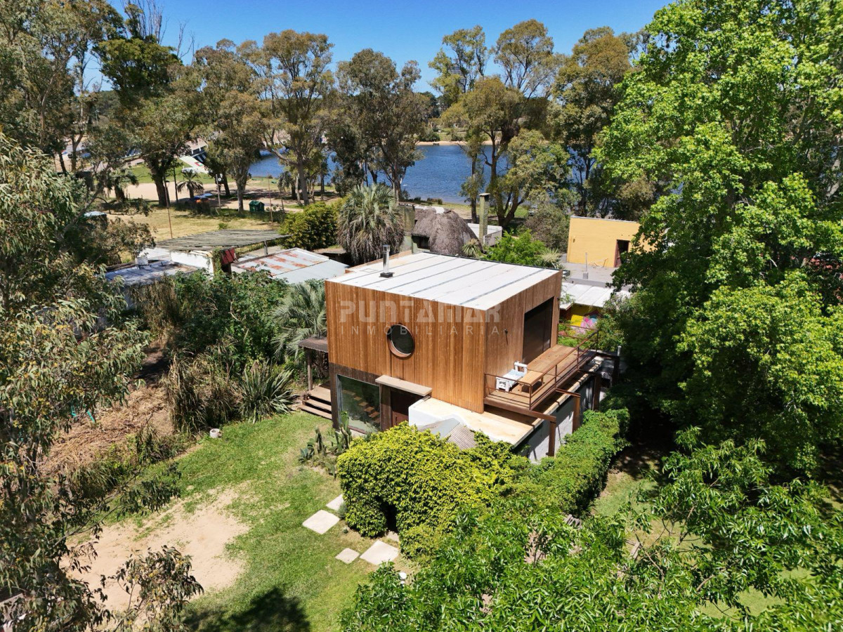 Casa ID.213543 - ALQUILER HERMOSA CASA A ESTRENAR A METROS DEL ARROYO EN LA BARRA