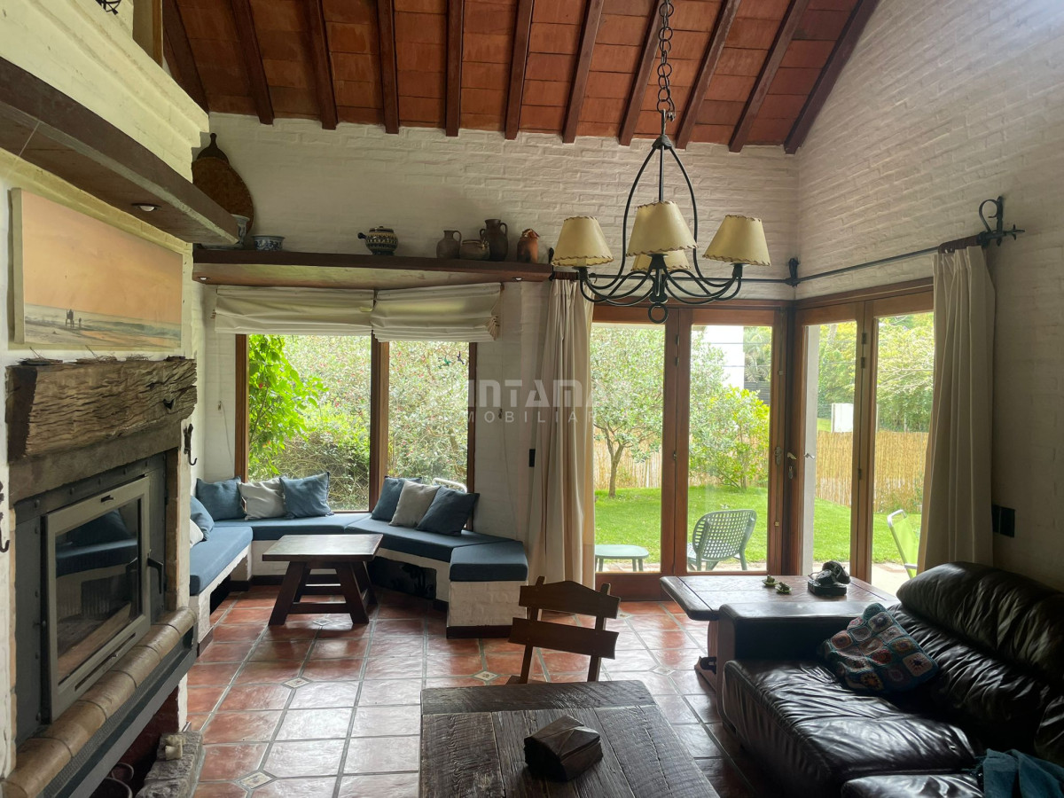 Casa ID.210620 - CALIDA CASA EN SAN RAFAEL ALQUILER A METROS DEL MAR