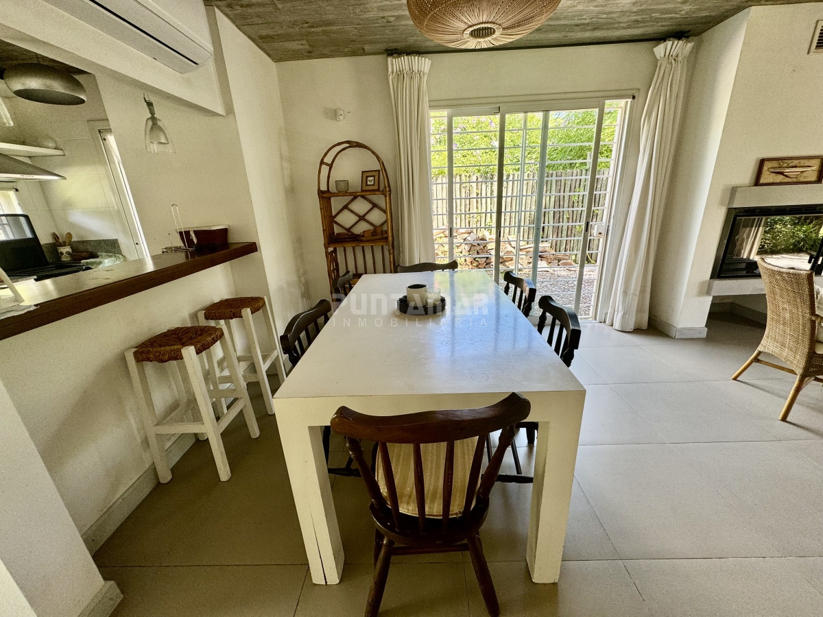 Casa ID.211133 - Casa en alquiler la Barra, centro, moderna